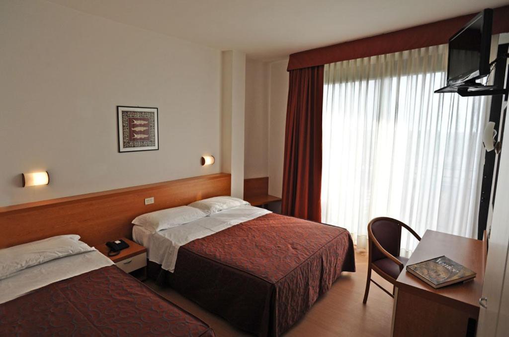 Hotel Fenix Cavallino-Treporti Zimmer foto